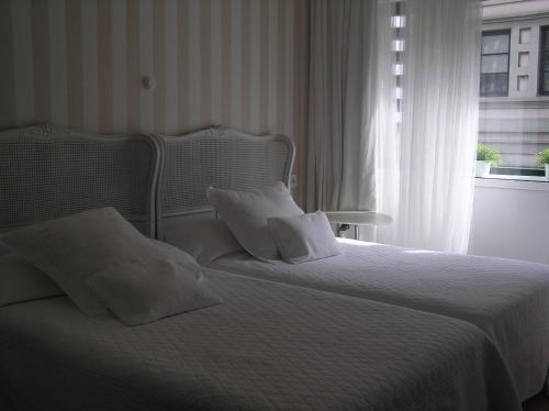 Hotel Central By Myhousespain Χιχόν Εξωτερικό φωτογραφία
